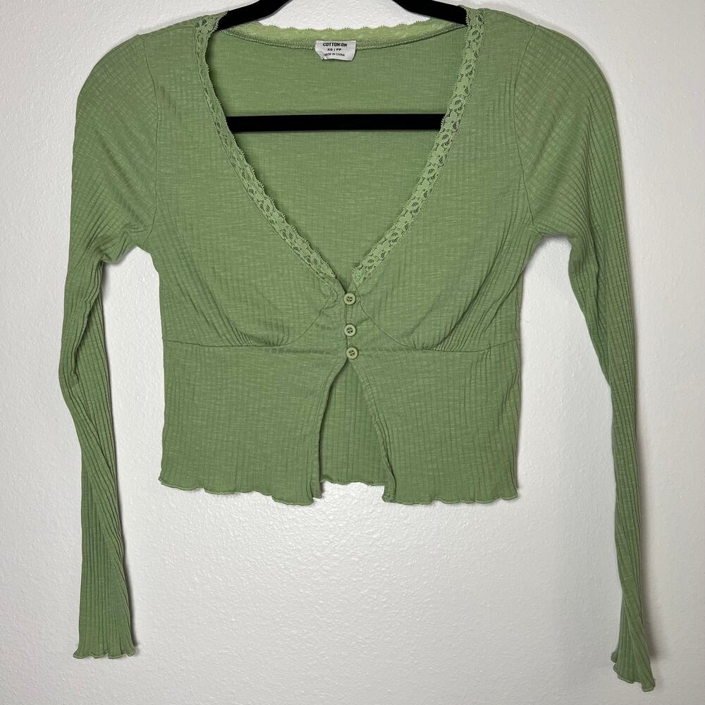 Cotton-On trendy lave v-neck sage green long sleeve crop top